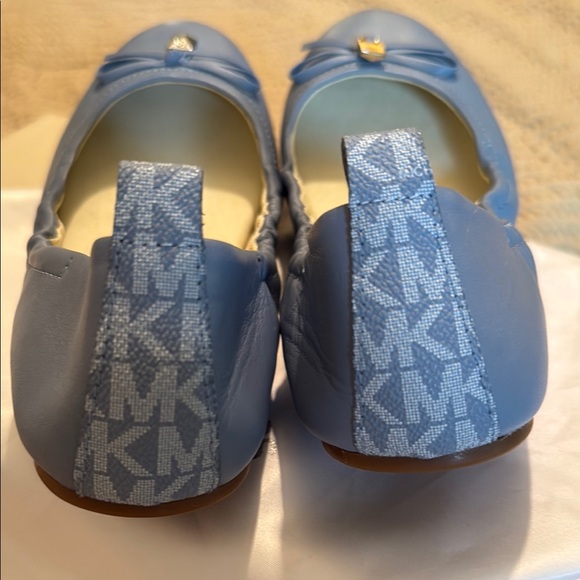 Michael Kors Blue Ballerina Flats with Classic Silhouette - Picture 3 of 4